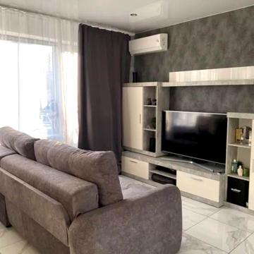 Красный камень, 9
