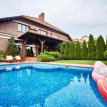 Роскошный дом в Совиньоне, бассейн, банька