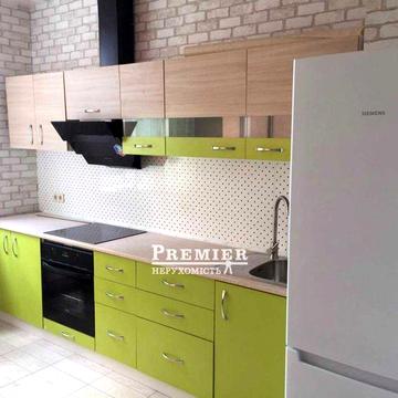 Продам 1 кімнатну квартиру з ремонтом в новому будинку.