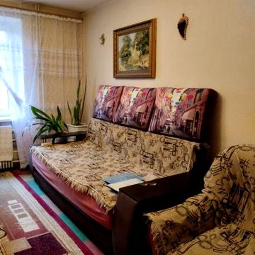 Продається 2-х кімнатна квартира.
