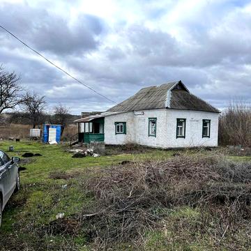 Продам дім з огородом 35 км від Дніпра