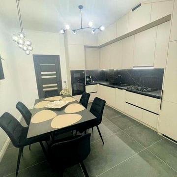 Продаж 2к квартири М.Ужгород