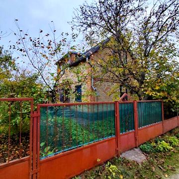 Продаж 3к Дім Фотон масив
