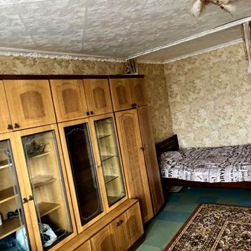Продам однокімнатну квартиру .