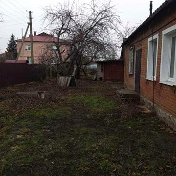 Будинок в місті Карлівка.