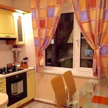 Продам 2-к квартиру по вул. Соловʼяненка 2/6 ( Бойченка)