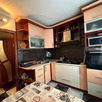 ТОП 3к квартира майже все залишається 64м2