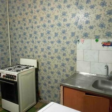 Стародніпровська вул., 14