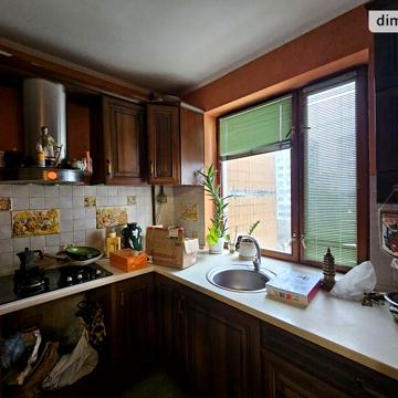 Продажа 3к квартира Героїв Дніпра вулиця
