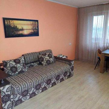 Продам 3к квартиру, р-н 40 років