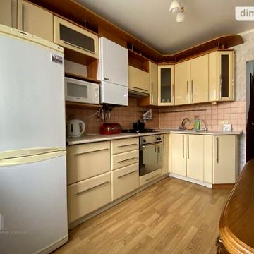Продаж 3к Квартира Калічанська (Гагаріна) площа