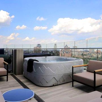 Пентхаус в центре Киева с террасой и джакузи – ваш идеальный дом