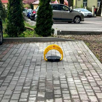 Продаж 2к Квартира Незалежності України вулиця