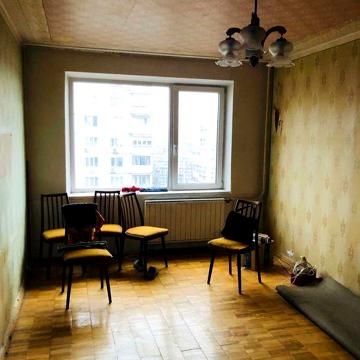 Продам 1-но кімнатну в Соломянському р-ні. Липковського, 28