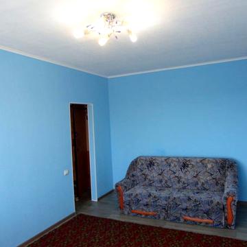 1-кім Квартира на Юності