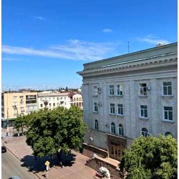 4 кімнатна квартира 128 кв.м Бізнес класу у Центрі міста!