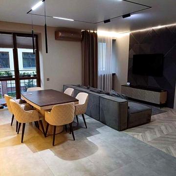 Продається шикарна, велика 2к квартира по вул. Шевченка.Центр Озеро