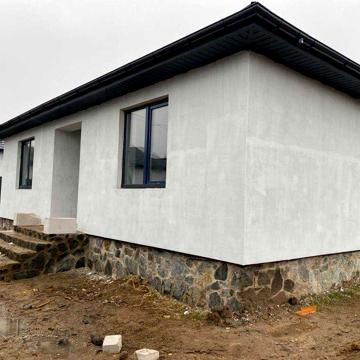 Продається будинок з ділянкою в смт. Стрижавка 2342