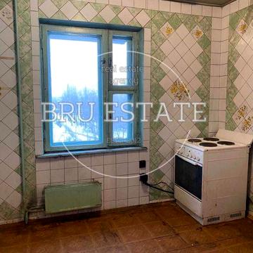 Продам 4 к вул.Червоної Калини 5а  Троещина