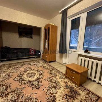 Продам простору 1 кімнатну квартиру по вул. Запорізька 2А