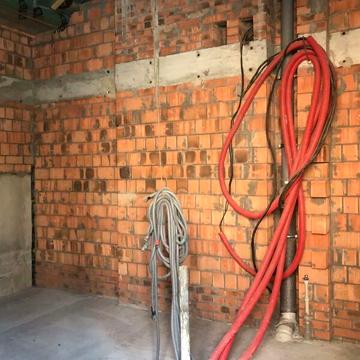 Продаж 4к Дім Гаражна вулиця