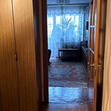 Продаж 3к Квартира Радісна вулиця