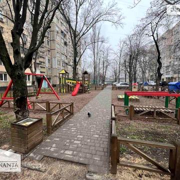 Продаж 3к Квартира вул. Варненська