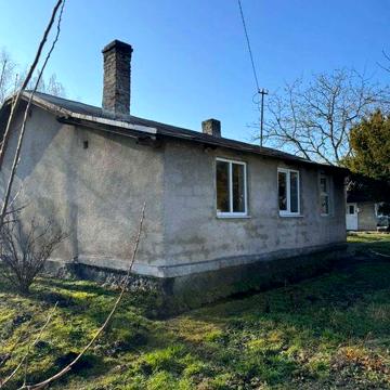 будинок та земельна ділянка 28 сот., м. Жовква