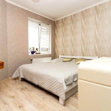 3-к. квартира з ремонтом в ЦЕНТРІ міста, терміновий продаж