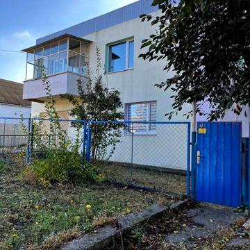 Продам будинок у м. Марганець