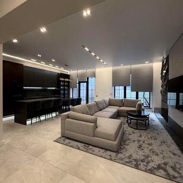 Новый дом с ремонтом на фонтане