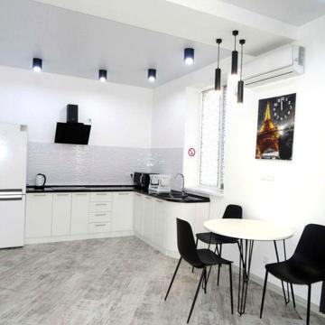 Продам квартиру 1к, Студия 45квм, Полтавская (Красная линия)