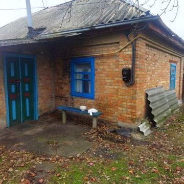 Продам пів будинку 38 м², смт. Оржиця