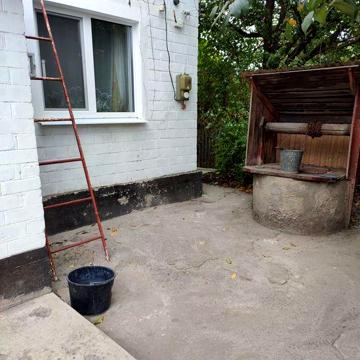 Продам в Харківській обл, м.Балаклії 1/2 частку часного будинку.