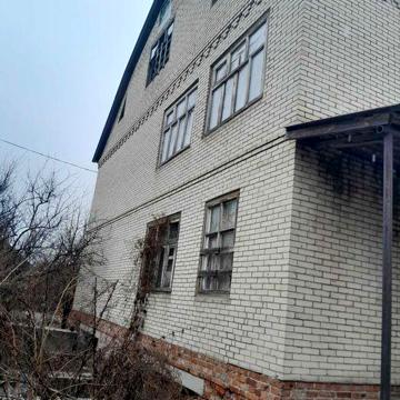 Продам недобудований  двохповерховий будинок