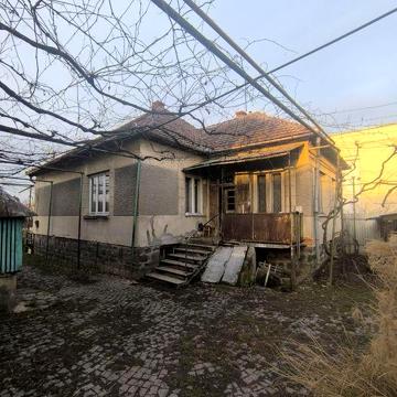 Продам будинок в селі Зняцево