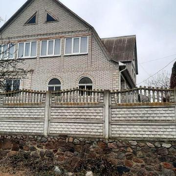 Продаж частини буд. в 195м.кв