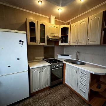 Незалежності бульв. (50 років Жовтня), 14/1