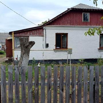 Продається великий дім