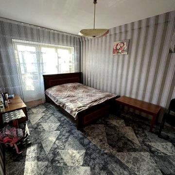 Продаж 3 кімнатної квартири Дружба Народів