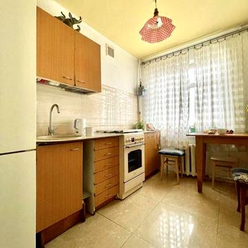 Продаж 4-кімнатної квартири вул Пасічна Актуальна !!!