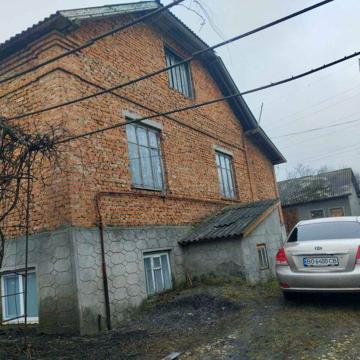 Продаж будинку в Базаринцях , 2 хв до Збаражу і 15 хв до Тернополя,