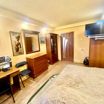 Продам 2 кімнатну квартиру Кам’янське ремонт