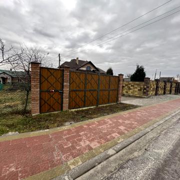 центральна, 40