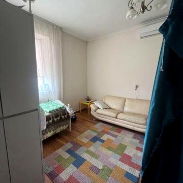 Здається 2 кімнатна квартира в центрі міста