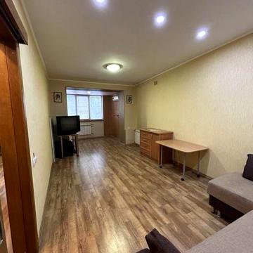 Продам 1 - кім. квартиру на Техучилищі