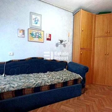 Продам 2 кімн. квартиру на пр. Аерокосмічний (Гагаріна), 72.