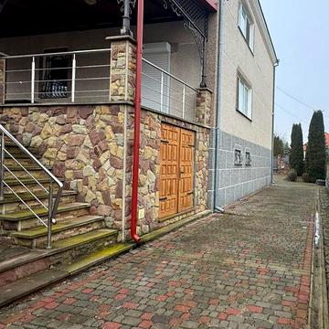 Продаж 5к Дім Василя Стуса вулиця