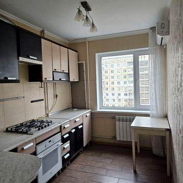 Продаж 3к Квартира вул. Київська