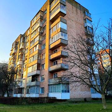 Продажа 2к квартира Зоряна (Арцеулова) вулиця
